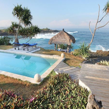 Villa Lumba Lumba - Oceanfront & Spectacular View! Lembongan Buitenkant foto