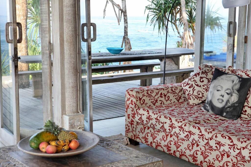 Villa Lumba Lumba - Oceanfront & Spectacular View! Lembongan Buitenkant foto