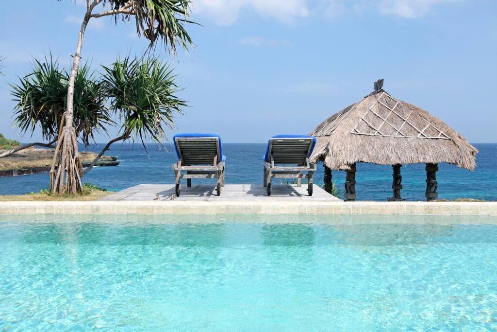 Villa Lumba Lumba - Oceanfront & Spectacular View! Lembongan Buitenkant foto